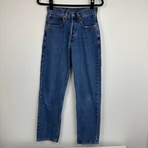 Levi's Womens 582 Straight Leg Five-Pocket Styling Medium Wash Jeans W28, L32